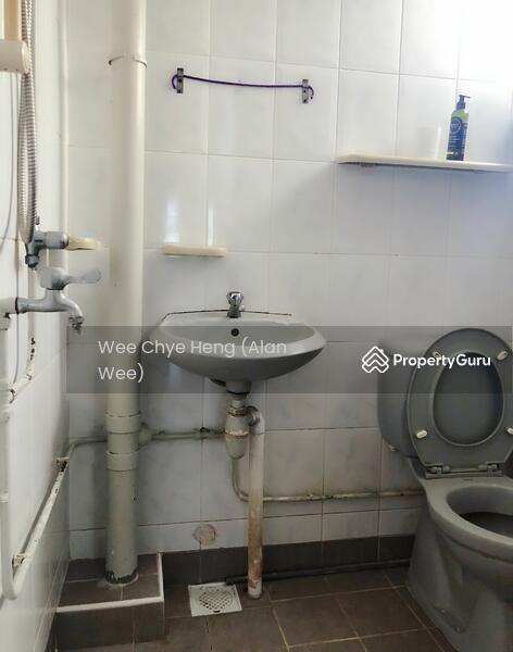 HDB Flat for Sale: D05, 120371