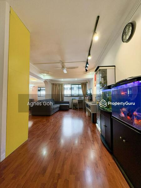 Prop-GPT: HDB Flat: D25  731 Woodlands Circle