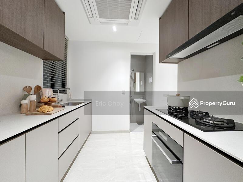 Executive Condominium for Sale: D24, 659163