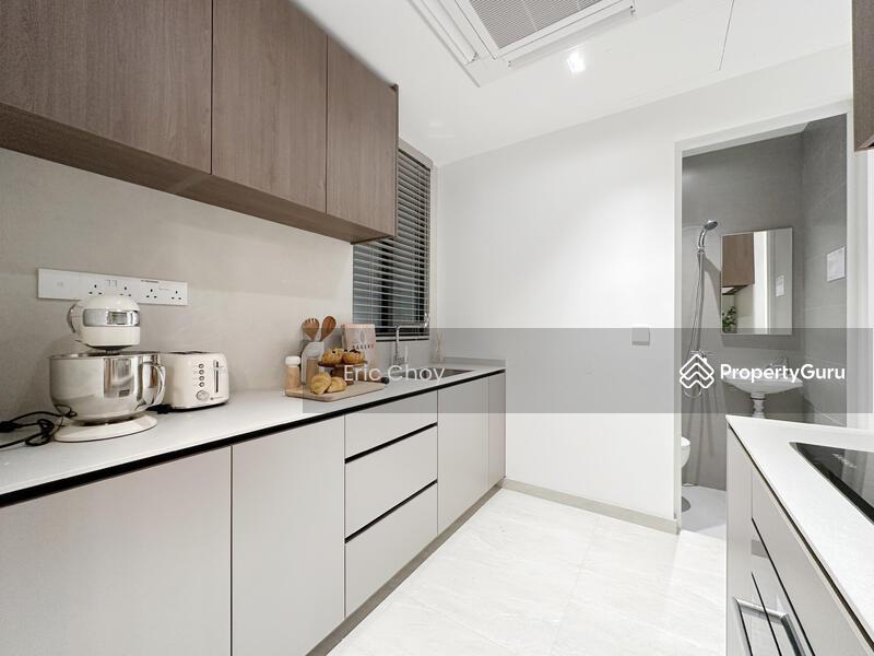 Executive Condominium for Sale: D24, 659163