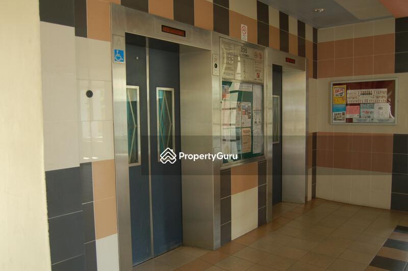 235 Compassvale Walk