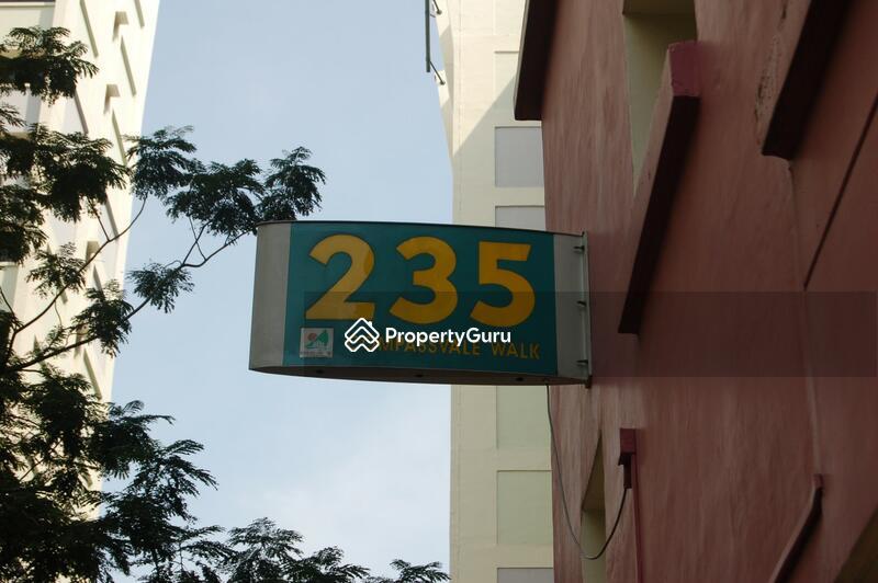 235 Compassvale Walk