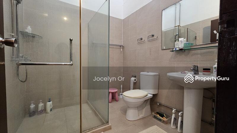 Corner Terrace for Sale: Pasir Ris, D18, 519235