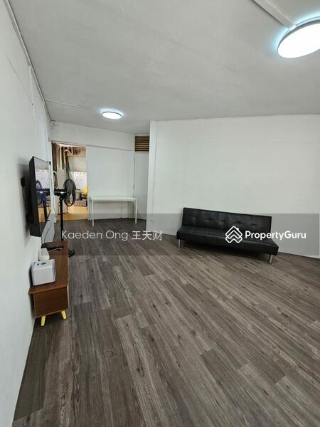 HDB Flat for Sale: D19, 530102