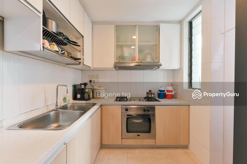 Prop-GPT: Condominium: D19  Tangerine Grove