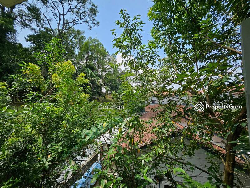 Prop-GPT: Detached: D09  NassimFernhillBungalow2xxx psf