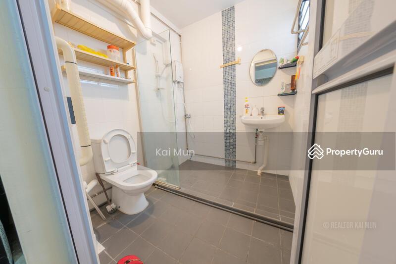 HDB Flat for Sale, 161 Yishun Street 11, SGD 660,000 | 99-year lease