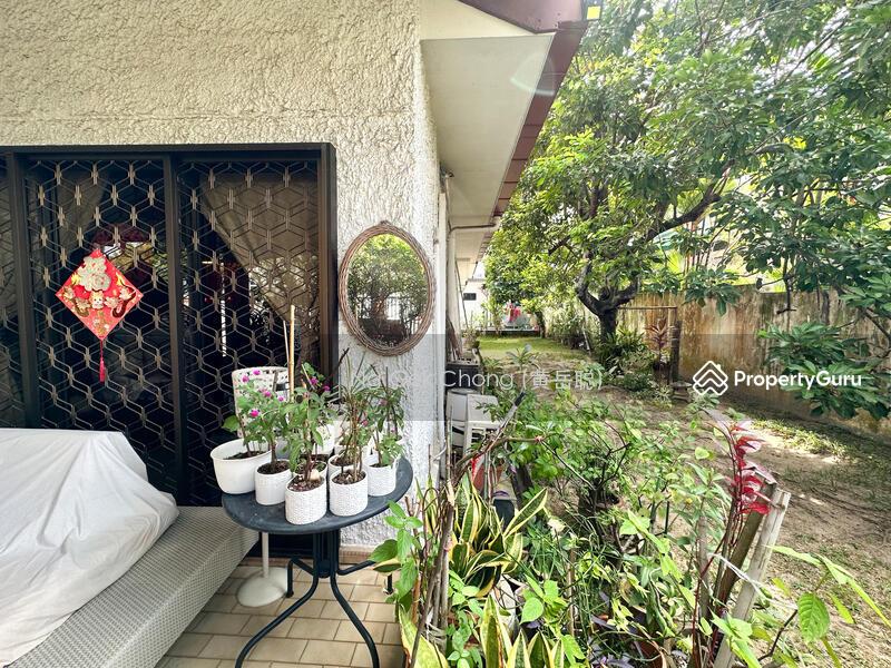 Prop-GPT: Semi-Detached: D19  Near Future MRT! Very Wide Dual Frontage, N/S Facing Semi-D.