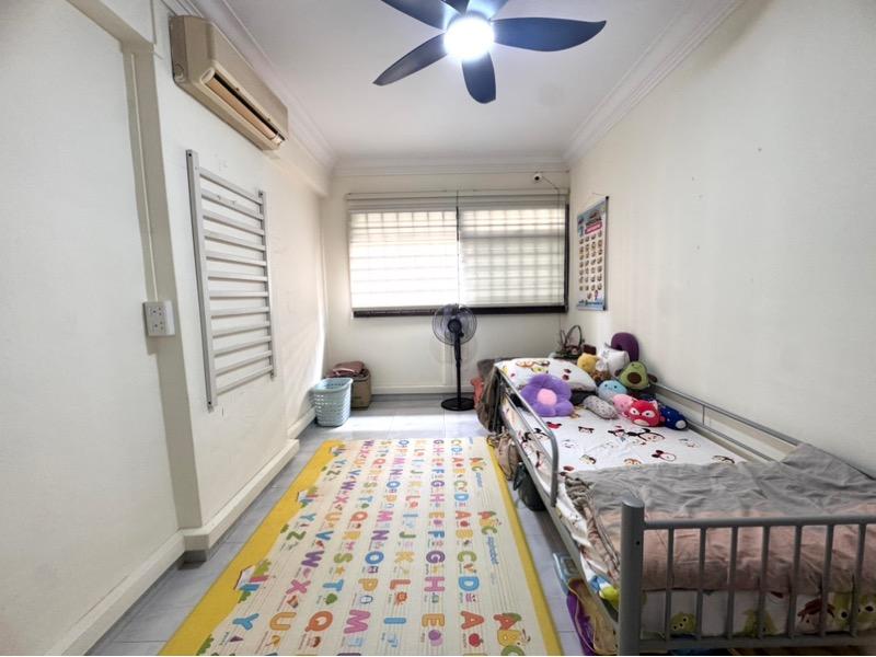 742 Tampines Street 72 HDB Apartment For Sale, $666,000, 3 Bed 2 Bath 1,076 sqft $619.00 psf