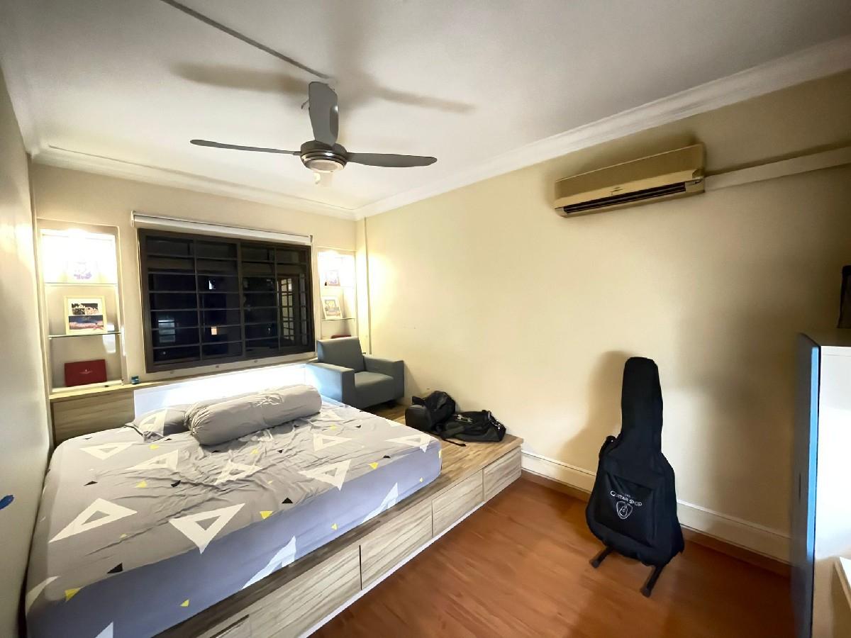 188D Rivervale Drive HDB Apartment For Sale, $730,000, 3 Bed 2 Bath 1,238 sqft $590.00 psf