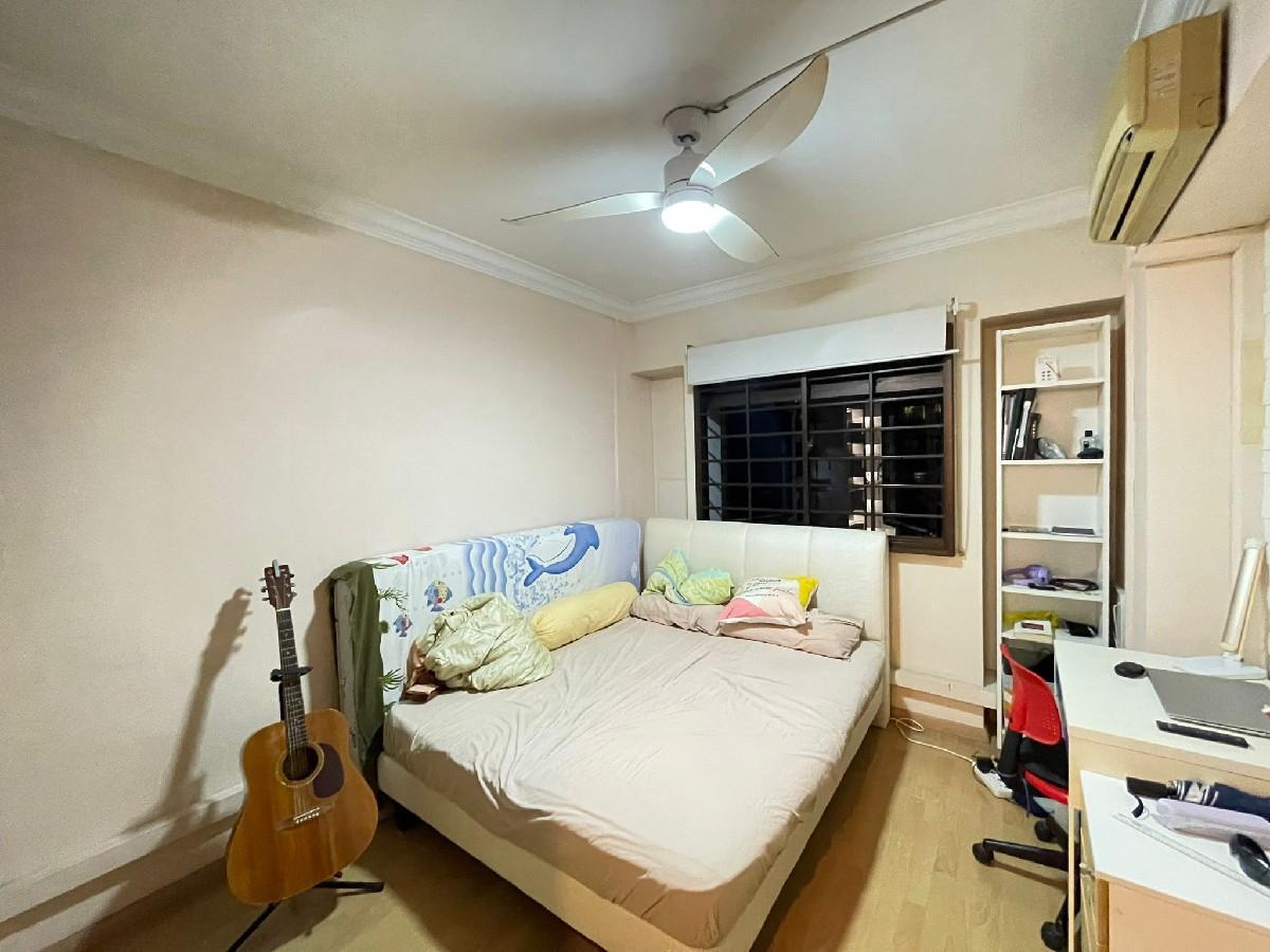 188D Rivervale Drive HDB Apartment For Sale, $730,000, 3 Bed 2 Bath 1,238 sqft $590.00 psf