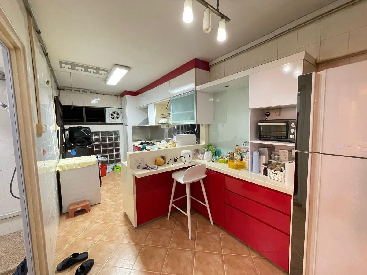 188D Rivervale Drive HDB Apartment For Sale, $730,000, 3 Bed 2 Bath 1,238 sqft $590.00 psf