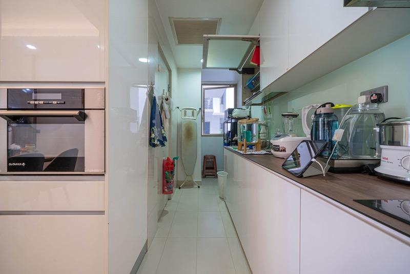 Condominium for Sale, The Peak @ Balmeg Condominium For Sale, $3,300,000, 3 Bed 3 Bath 1,679 sqft $1,965.00 psf, SGD 3,300,000 | Freehold