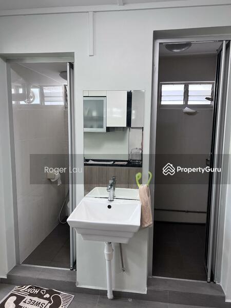 HDB Flat for Sale, 61 Marine Drive, SGD 708,888 | 99-year lease