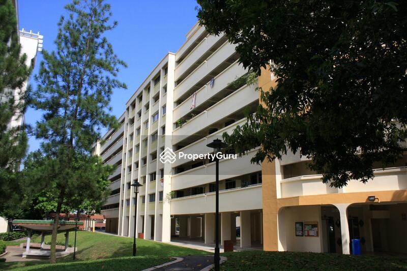 HDB Flat for Sale, 713 Yishun Street 71, SGD 488,000 | 99-year lease