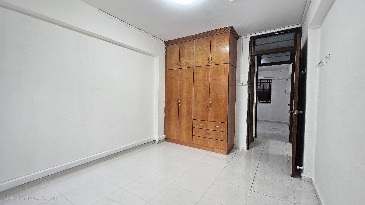 728 Clementi West Street 2 HDB Apartment For Sale, $1,300,000, 4 Bed 4 Bath 1,755 sqft $741.00 psf