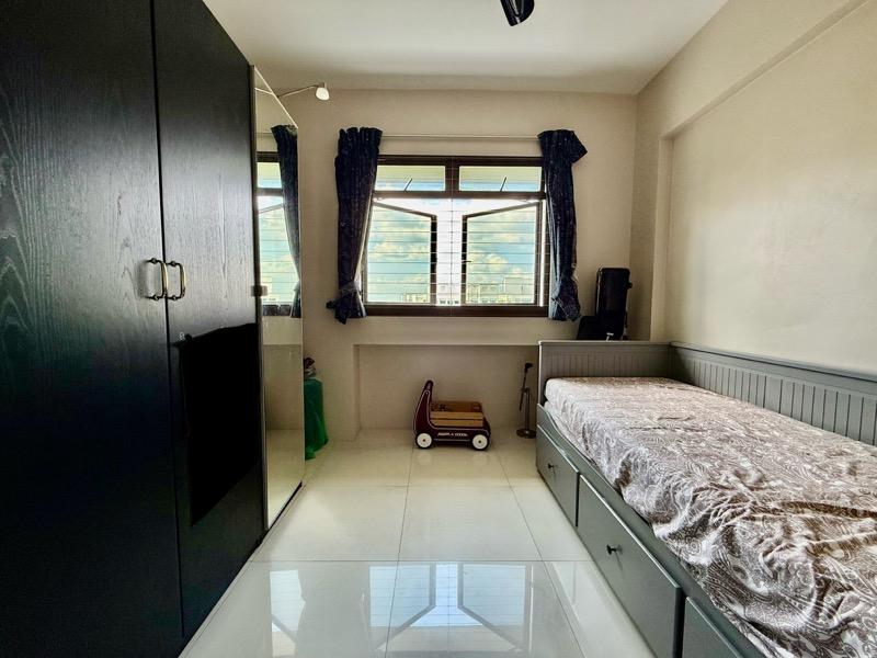 486 Admiralty Link HDB Apartment For Sale, $618,000, 3 Bed 2 Bath 1,194 sqft $518.00 psf