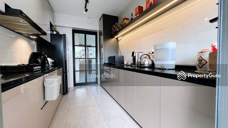 Prop-GPT: HDB Flat: D27 Yishun 478B Yishun Street 44