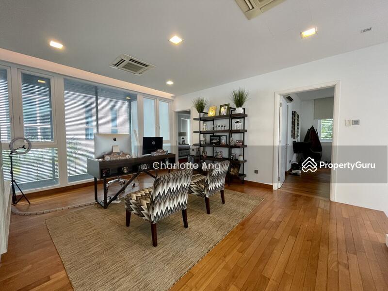 Detached for Sale: Punggol, D19, 829666