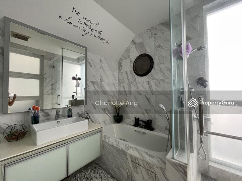 Detached for Sale: Punggol, D19, 829666