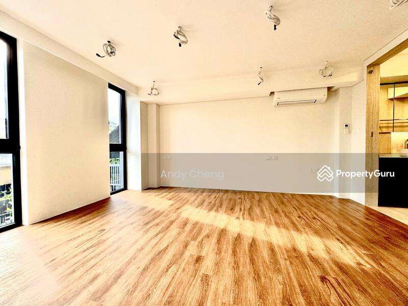 Serangoon Garden. Brand New Modern Inter Terrace!