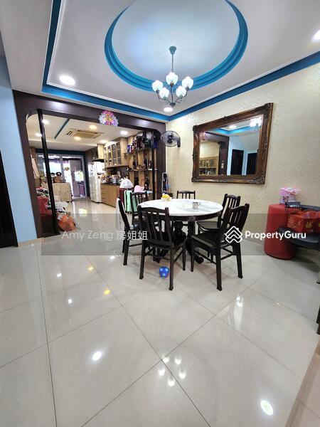 Prop-GPT: Terrace: D17  Call Amy Zeng  9.1.7.7.2.6.8.8 @ Loyang Estate Landed Home