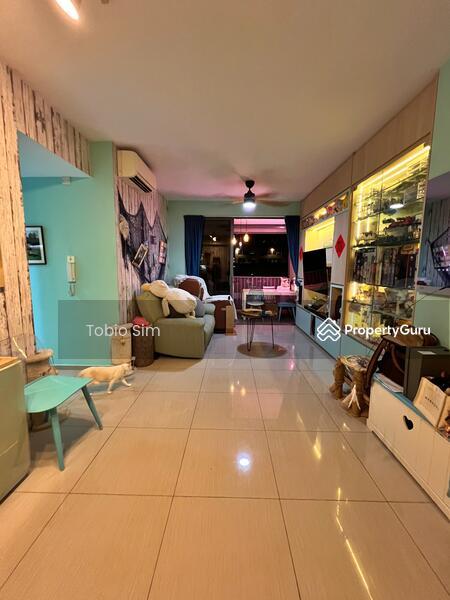 Prop-GPT: Executive Condominium: D27  Parc Life