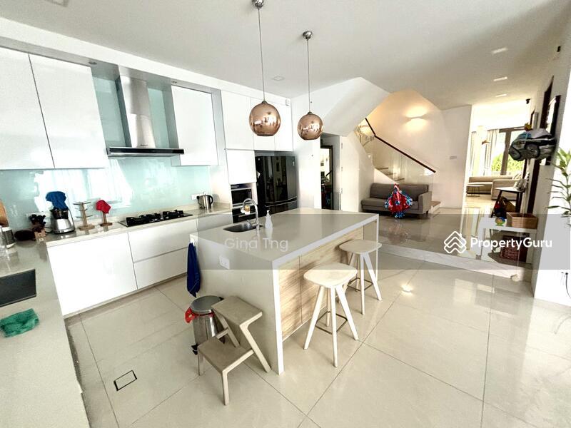 Prop-GPT: Semi-Detached: D14  Stunning Semi D Kembangan Estate