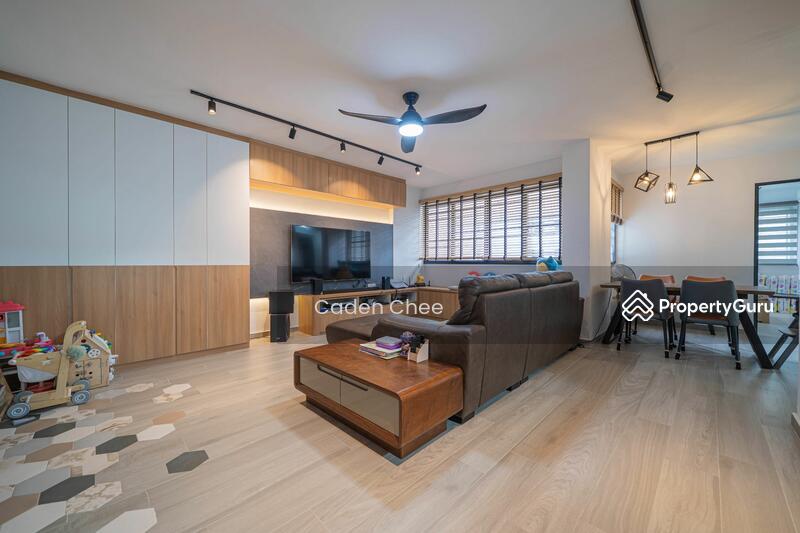 Prop-GPT: HDB Flat: D25  515 Woodlands Drive 14