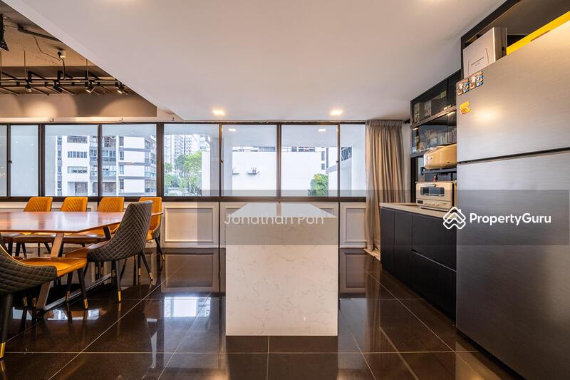 Apartment for Sale: D12, 329976