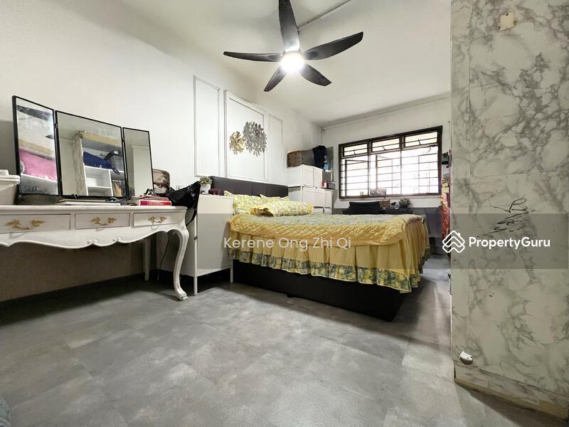 HDB Flat for Sale: D27, 750404