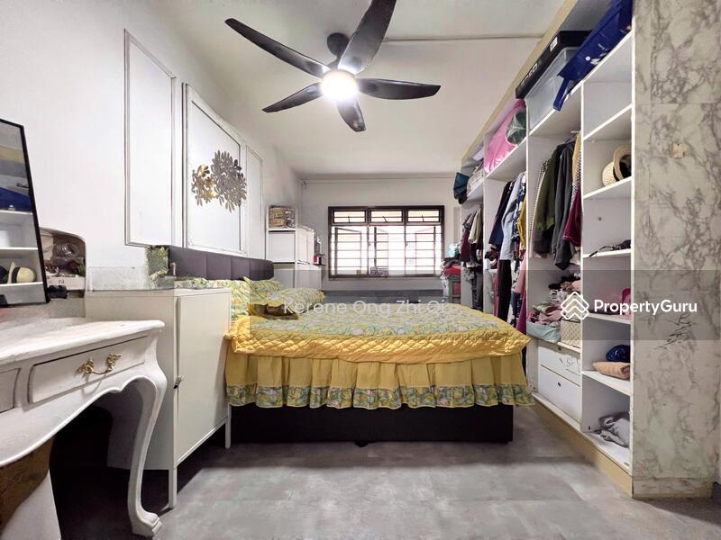 HDB Flat for Sale: D27, 750404