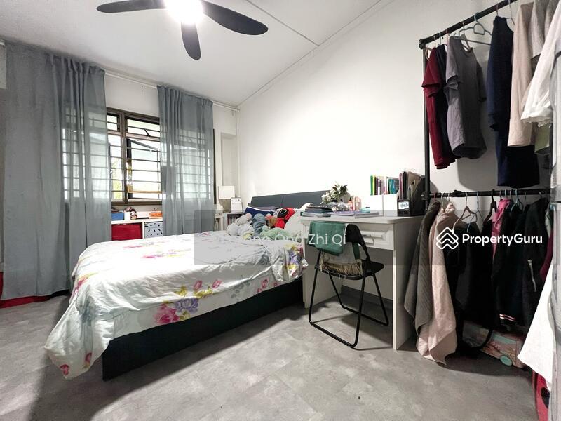 HDB Flat for Sale: D27, 750404