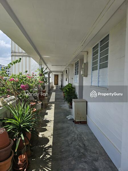 HDB Flat for Sale, 707 Yishun Avenue 5, SGD 425,000 | 99-year lease