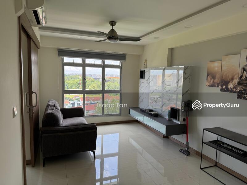 Prop-GPT: HDB Flat: D19 Punggol 408A Northshore Drive