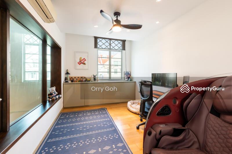 Terrace for Sale, Architect-designed 3-Storey inter-terrace: Modern charm in D16!, SGD 3,285,000