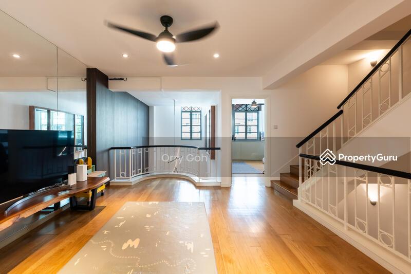 Terrace for Sale, Architect-designed 3-Storey inter-terrace: Modern charm in D16!, SGD 3,285,000