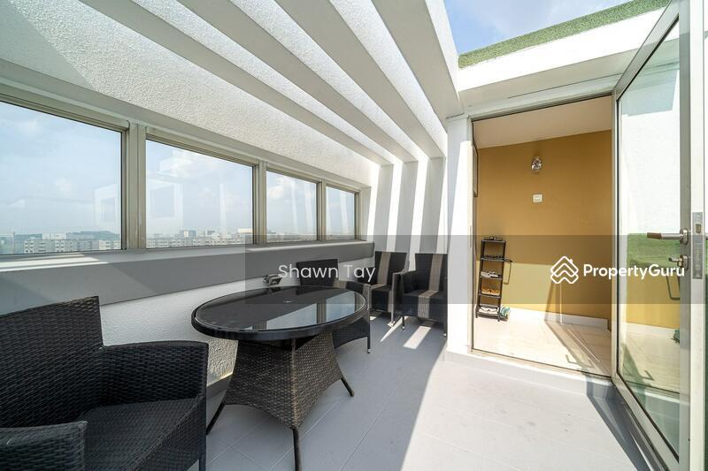 Apartment for Sale, The Centris, SGD 2,200,000 | 99-year lease