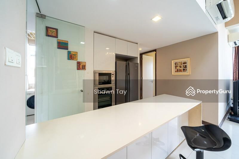 Apartment for Sale, The Centris, SGD 2,200,000 | 99-year lease