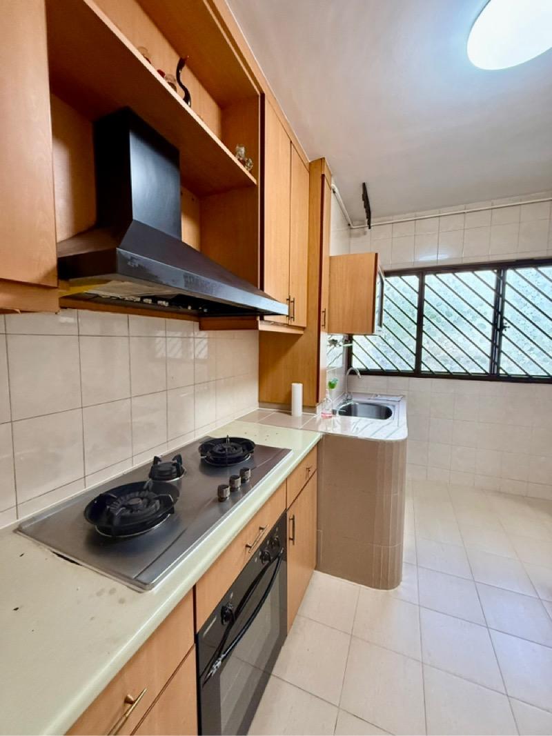 Prop-GPT: HDB Apartment: D04  114 Bukit Purmei Road