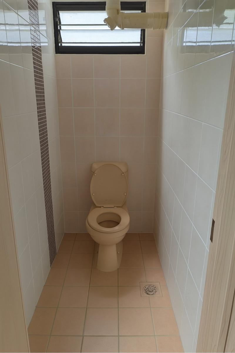 HDB Apartment for Sale, 37 Bedok South Avenue 2 HDB Apartment For Sale, $488,888, 3 Bed 1 Bath 904 sqft $541.00 psf, SGD 488,888 | 99-year Leasehold