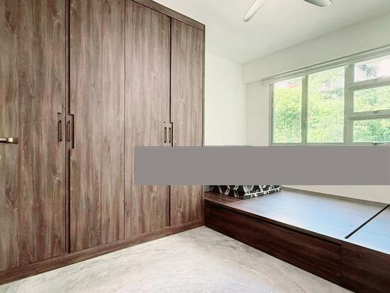 HDB Apartment for Sale, 93B Telok Blangah Street 31 HDB Apartment For Sale, $650,000, 2 Bed 2 Bath 732 sqft $888.00 psf, SGD 650,000 | 99-year Leasehold