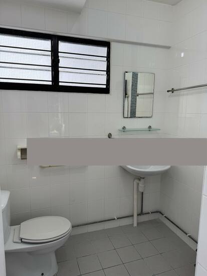 HDB Apartment for Sale, 162 Bukit Batok Street 11 HDB Apartment For Sale, $440,000, 2 Bed 2 Bath 796 sqft $553.00 psf, SGD 440,000 | 99-year Leasehold