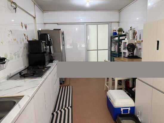 HDB Apartment for Sale, 162 Bukit Batok Street 11 HDB Apartment For Sale, $440,000, 2 Bed 2 Bath 796 sqft $553.00 psf, SGD 440,000 | 99-year Leasehold