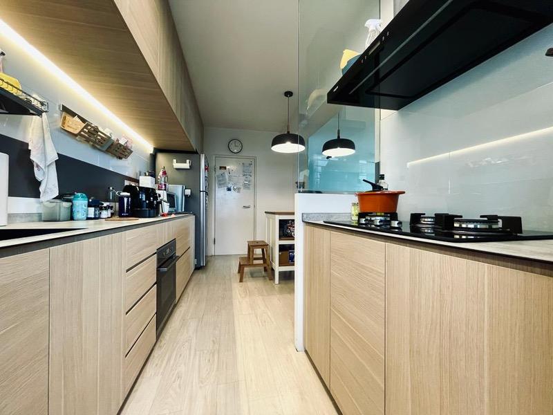 808A Choa Chu Kang Avenue 1 HDB Apartment For Sale, $720,000, 3 Bed 2 Bath 1,184 sqft $608.00 psf