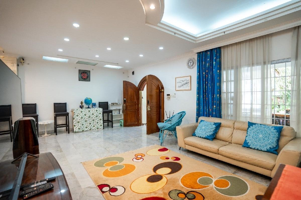 Prop-GPT: Semi-Detached: D16  APOLLO GARDENS