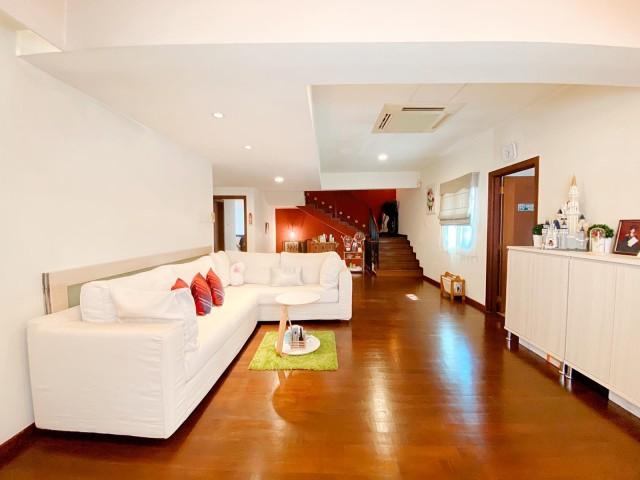 Serangoon Garden Estate Bungalow House For Sale, $11,500,000, 7 Bed 7 Bath 8,695 sqft $2,071.00 psf