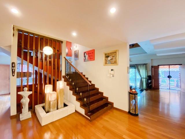 Serangoon Garden Estate Bungalow House For Sale, $11,500,000, 7 Bed 7 Bath 8,695 sqft $2,071.00 psf