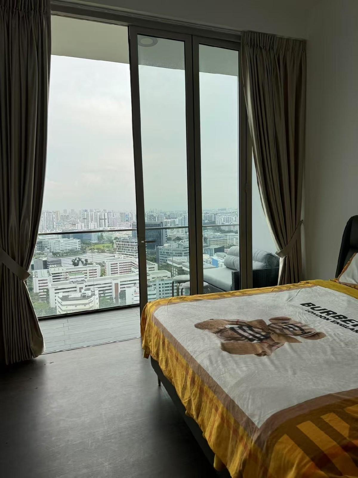 Kallang Riverside Condominium For Sale, $2,800,000, 2 Bed 2 Bath 1,033 sqft $2,711.00 psf