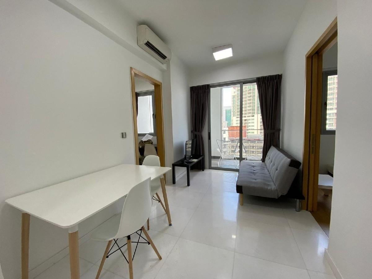 26 Newton Condominium For Sale, $1,350,000, 2 Bed 2 Bath 560 sqft $2,411.00 psf